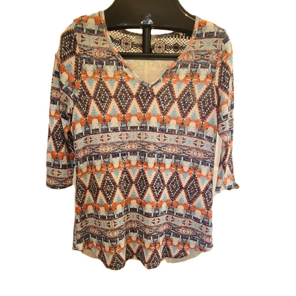 BOBBIE BROOKS Ladies Medium Aztec Print Lace Upper Back Lightweight Stretchy Top